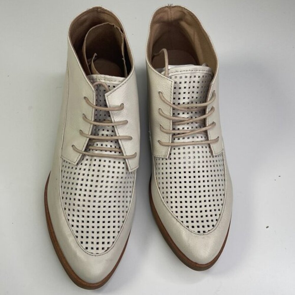 Stivali New York Women's Off White Leather Low Heel Lace Up Ankle Boots Size 36